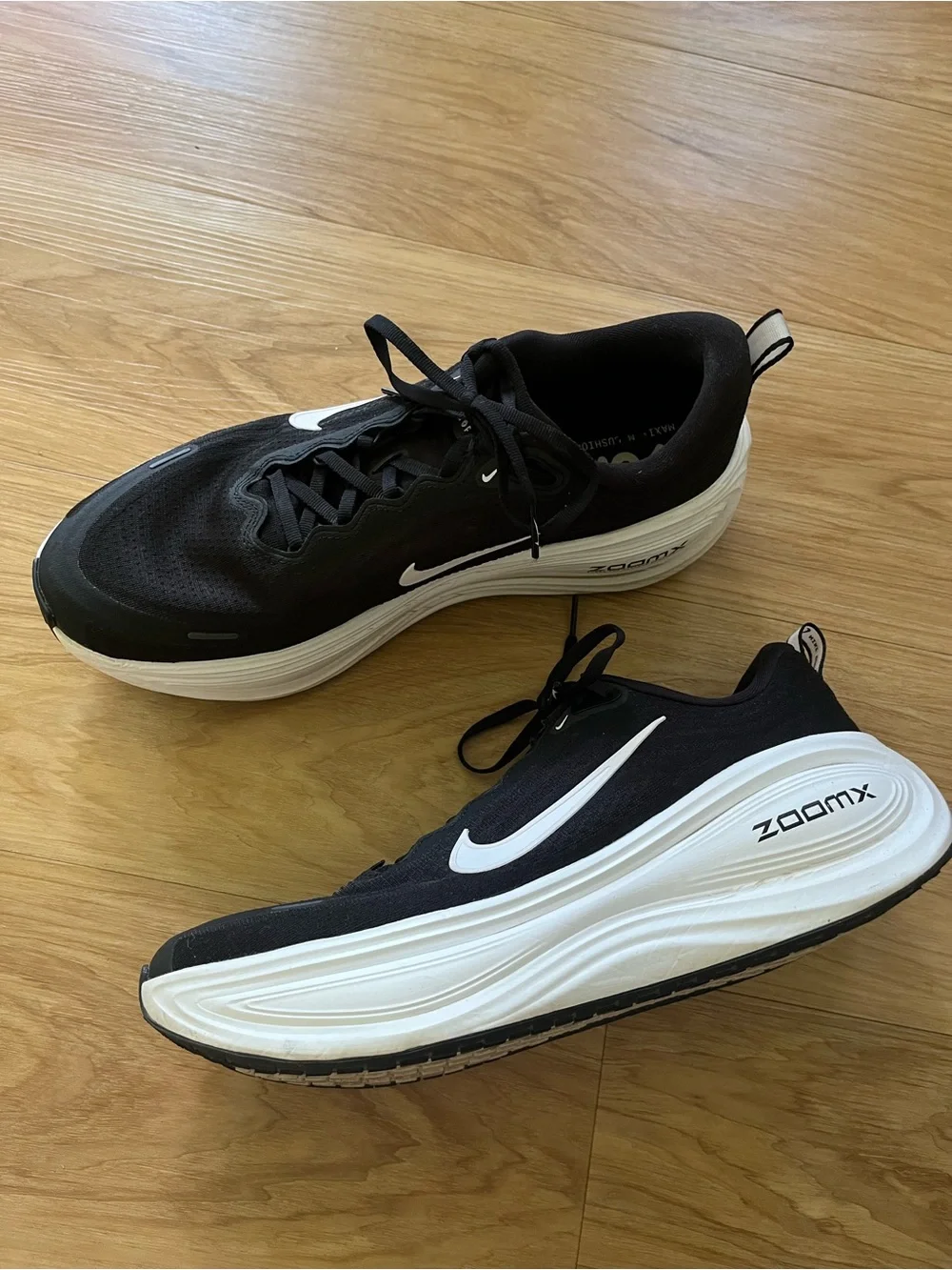 Nike Vomero Plus Men's Road Running Shoes  Sz. 11.5